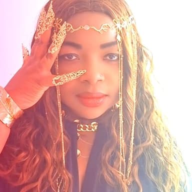 Faustine B